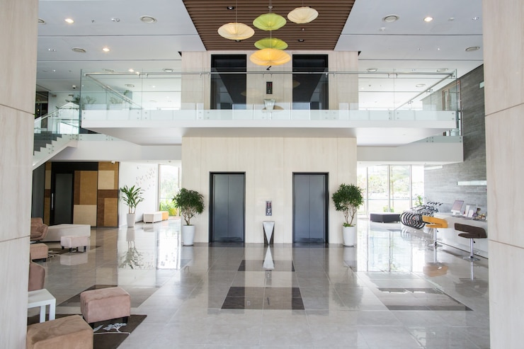 Foto grátis lobby de um edifício de condomínios