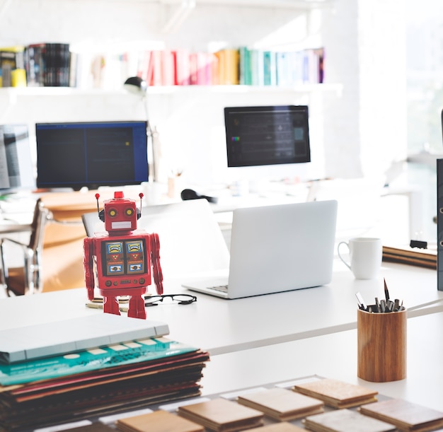 Local de trabalho de escritório com computador pc