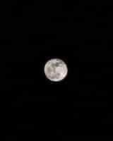 Foto grátis lua no céu escuro