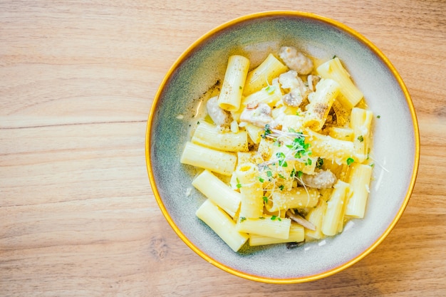 Macarrão com cogumelo