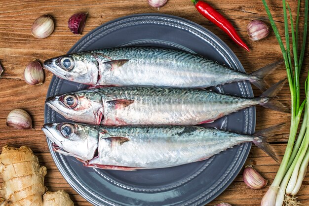 Macarrão de peixe fresco