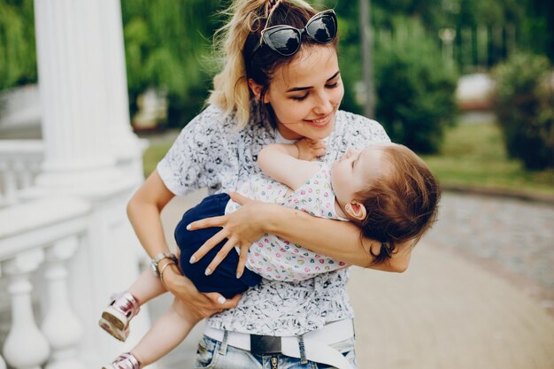 Mãe, descansar, com, dela, filha