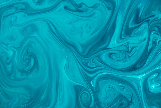 Mão abstrata desenhada fundo fluido azul