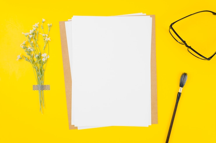 Foto grátis maquete de papel plana plana com elementos florais