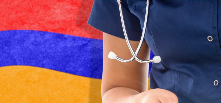 Foto grátis médica de bandeira da armênia com estetoscópio, sistema nacional de saúde
