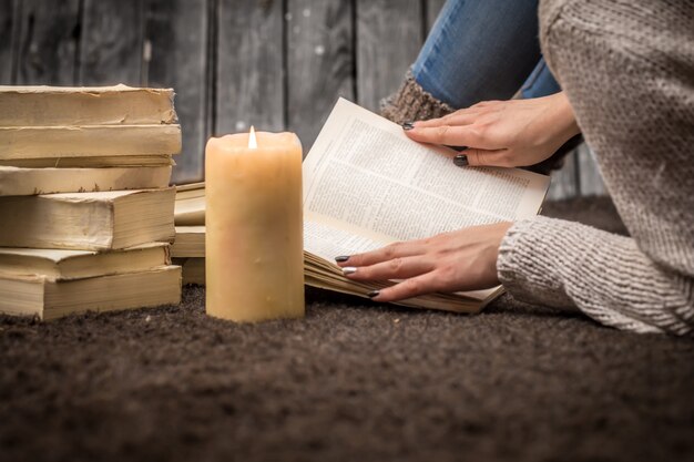 Foto grátis menina com livros