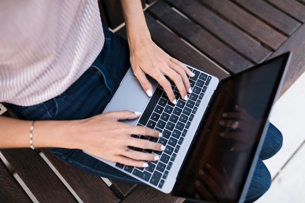 Menina, com, um, laptop