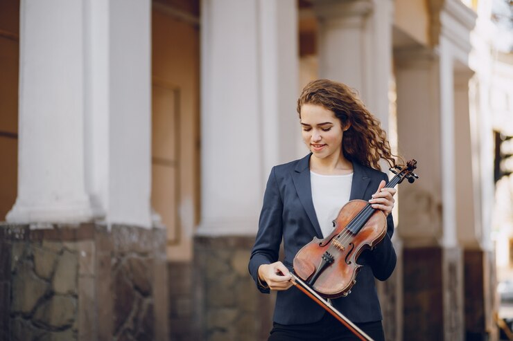 Foto grátis menina com violão