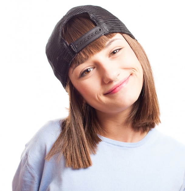 Menina de sorriso com um tampão