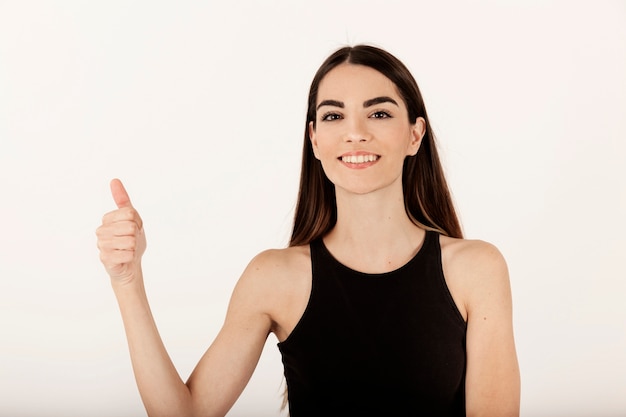 Foto grátis menina dizendo que tudo está bem