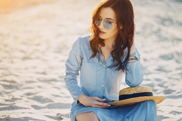 Menina na praia