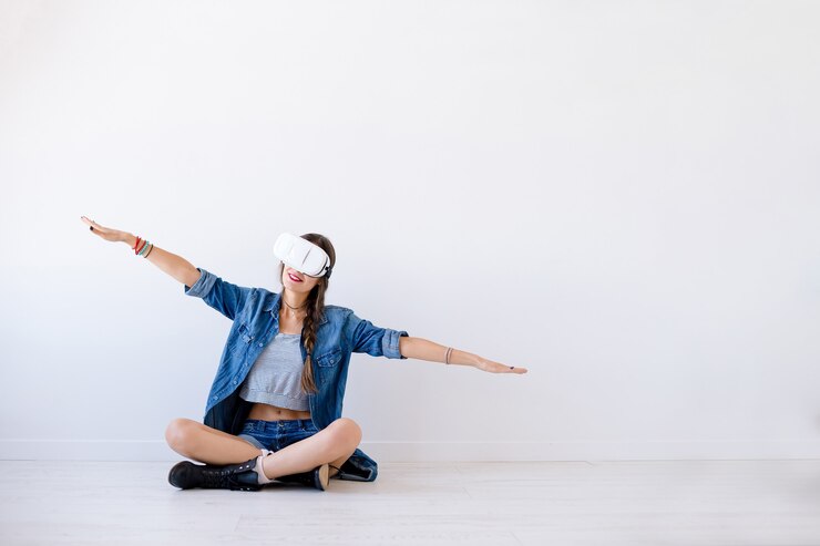 Foto grátis menina viajando em realidade virtual com óculos vr