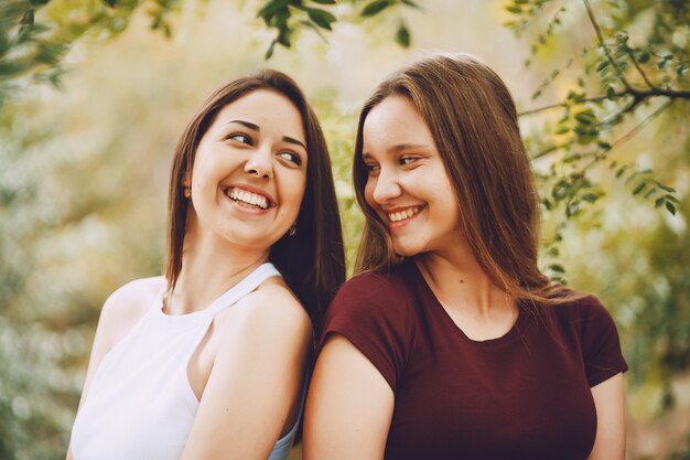 meninas no parque