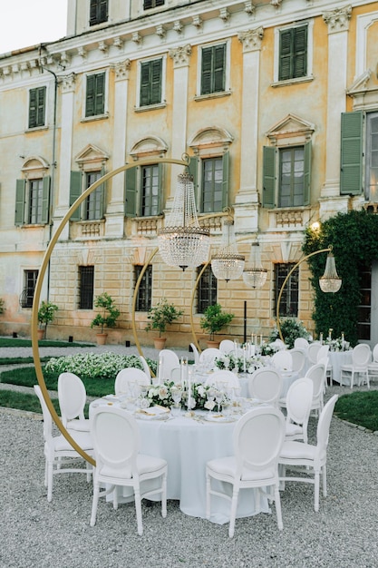 Foto grátis mesas festivas decoradas para o casamento