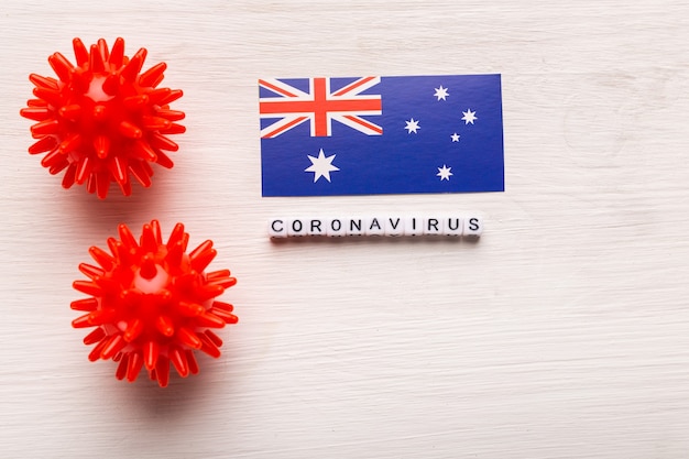 Modelo de cepa de vírus abstrato de coronavírus da síndrome respiratória do oriente médio 2019-ncov ou coronavírus covid-19 com texto e bandeira austrália em branco