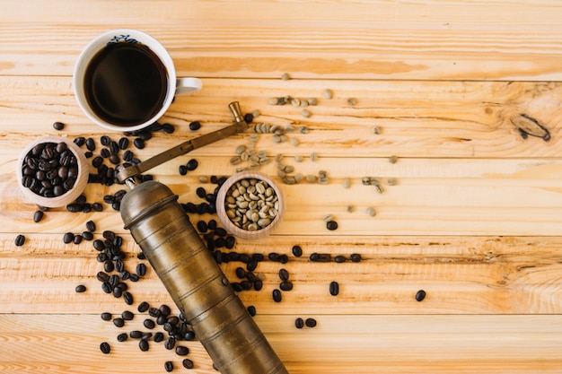 Foto grátis moedor de café e café