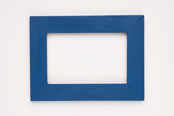 Foto grátis moldura de borda azul sobre fundo branco