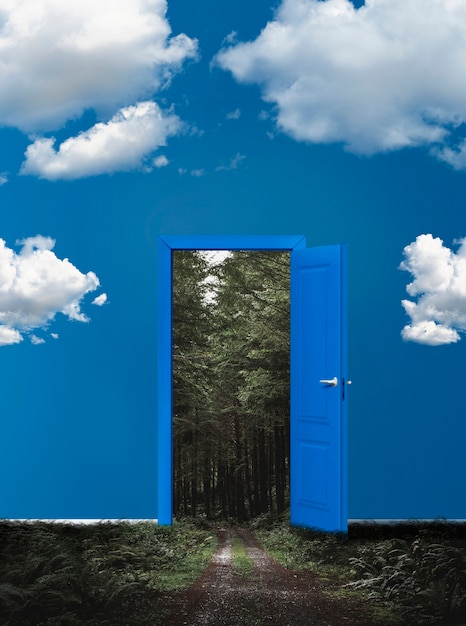 Montagem de porta aberta de mídia mista