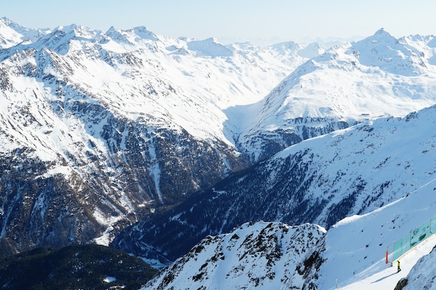 Montanhas panorâmicas nos alpes austríacos