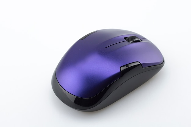 mouse de computador roxo
