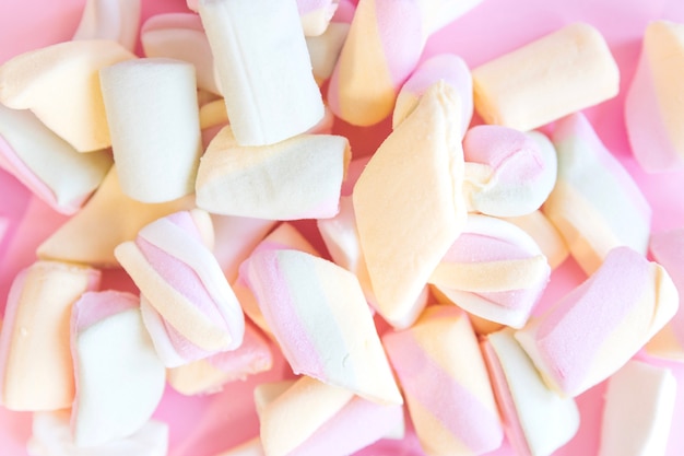 Muitos marshmallows multicolores