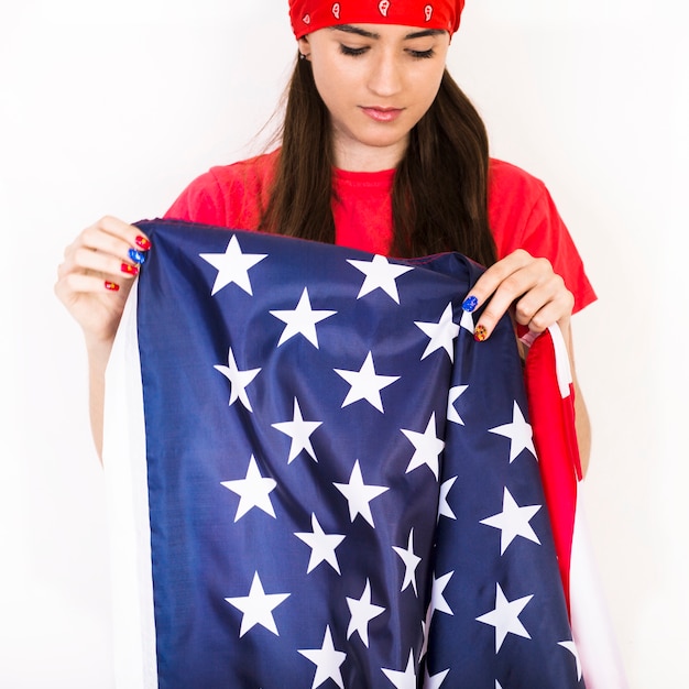 Mulher, com, grande, bandeira americana