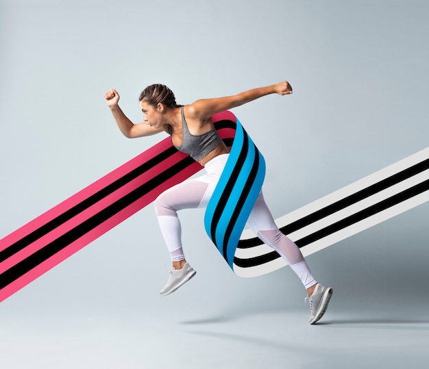 Mulher desfrutando de esporte de corrida