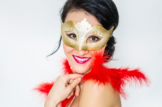 Mulher elegante, celebrando o carnaval veneziano