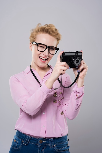 Mulher fazendo ótimas fotos