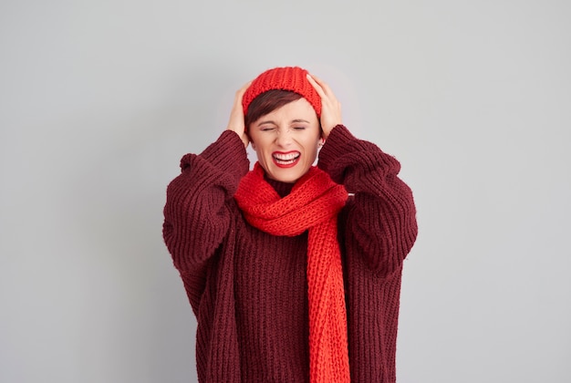 Mulher não agüenta mais o inverno