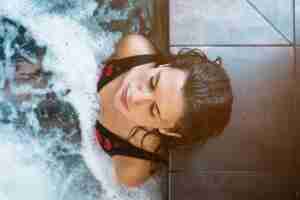 Foto grátis mulher, relaxante, whirlpool