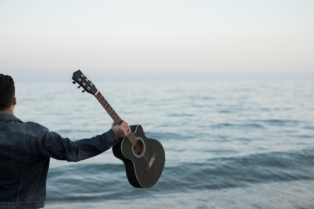 Foto grátis música de guitarra ao ar livre