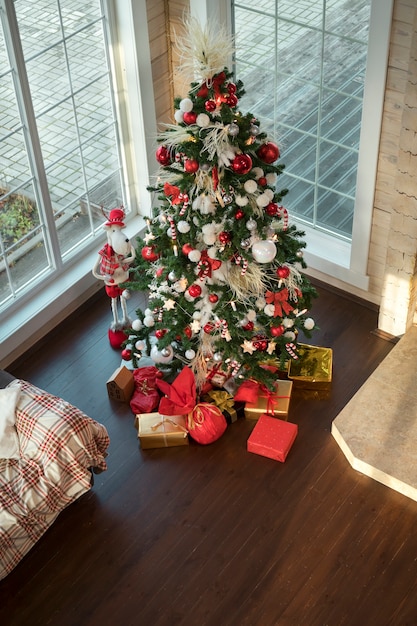 Natal festivo decorado em casa