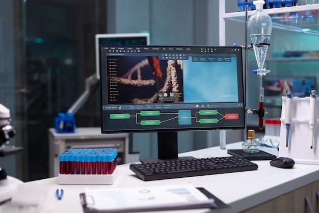 Foto grátis ninguém no laboratório científico com equipamento de pesquisa