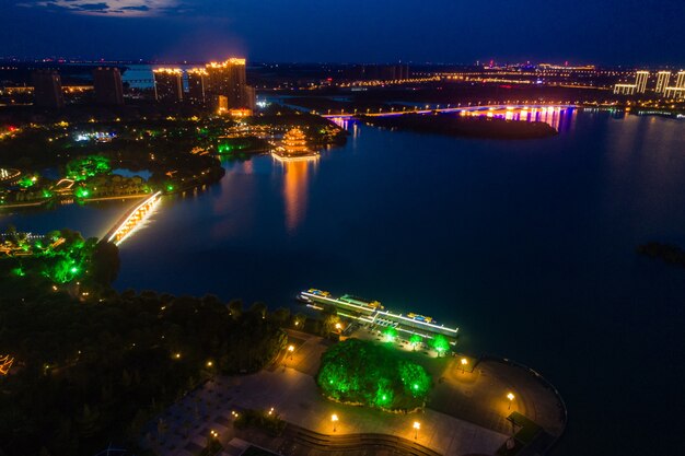 Noite do parque chinês