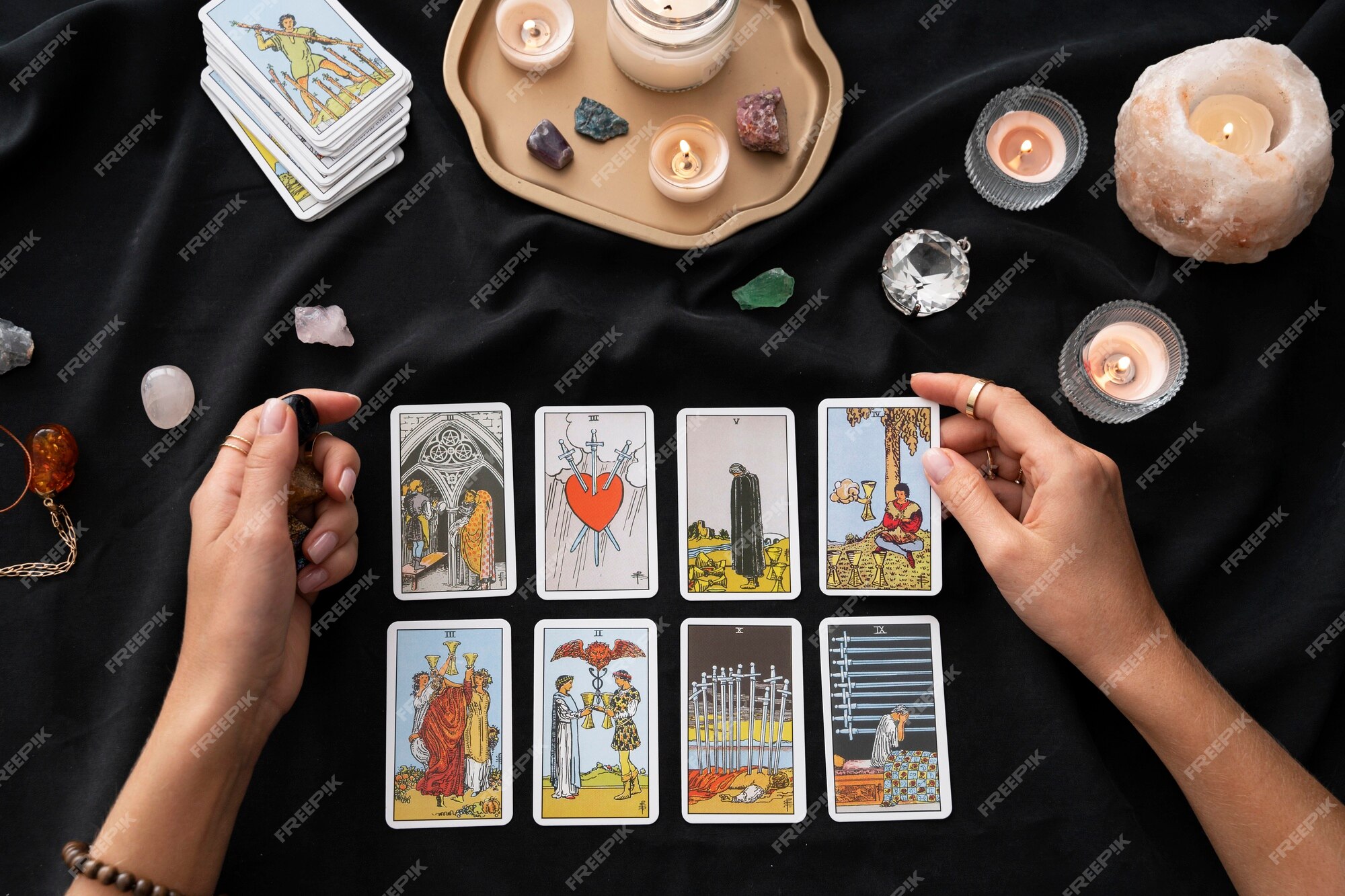 Página 14  Cartas Tarot Imagens – Download Grátis no Freepik