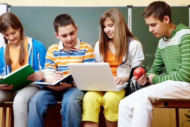 Os alunos que passam o tempo livre em sala de aula