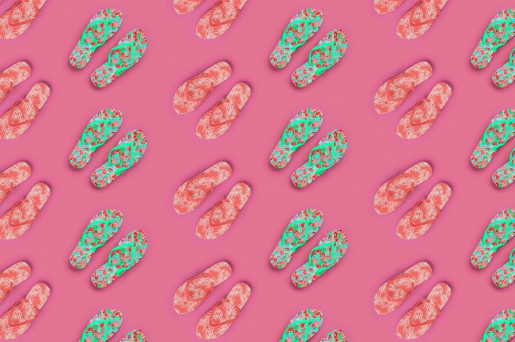 Foto grátis padrão de flip flop verde e vermelho