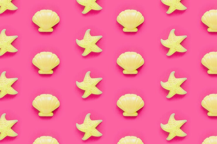 Foto grátis padrão de verão conchas e estrelas do mar