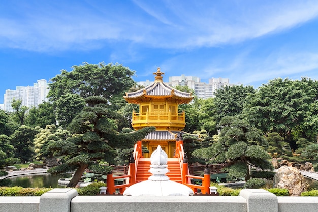 Pagoda dourada no Nan Lian Garden