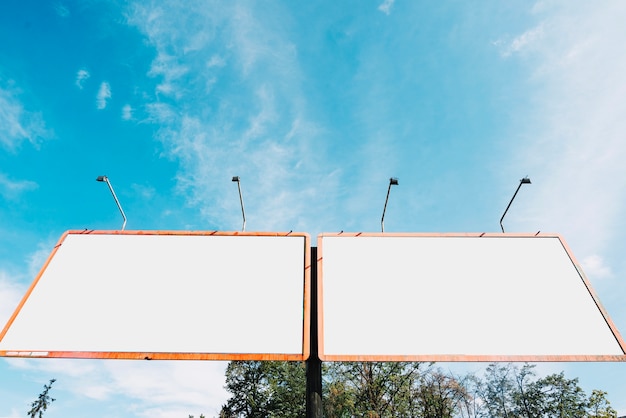 Foto grátis painel vazio de duas divisões