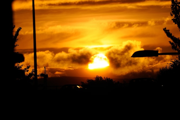 Paisagem de um pôr do sol mágico