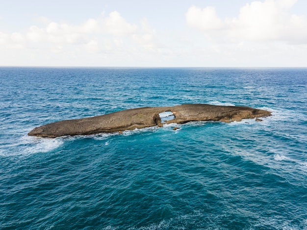 Paisagem deslumbrante do Havaí com o mar