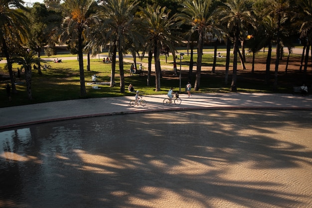 Foto grátis paisagem urbana ensolarada