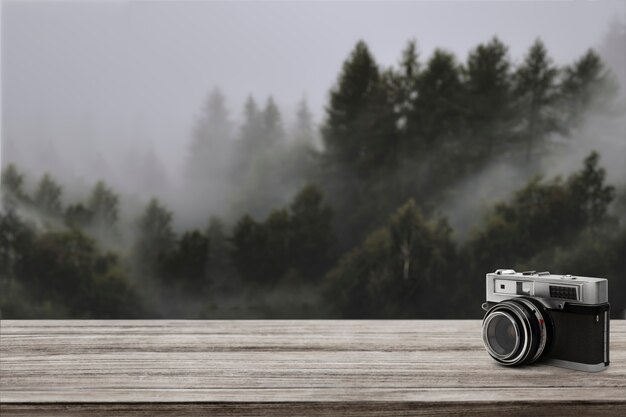 Pano de fundo de produtos de viagem, pinheiro e câmera