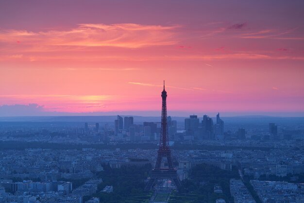 Panorama de Paris no por do sol