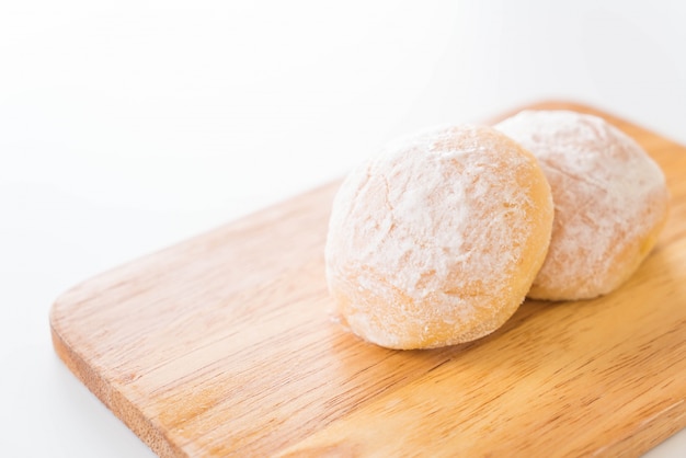 Pão com manteiga fresca