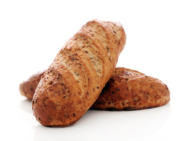 Pão crocante caseiro com grãos