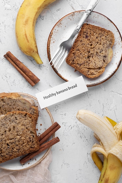 Pão de banana saudável vista superior