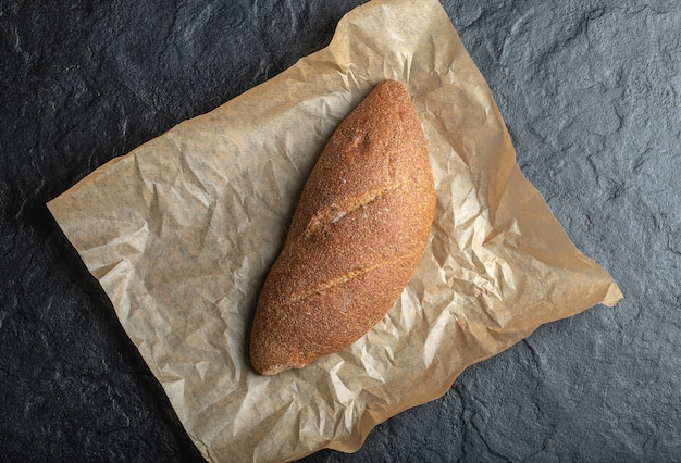 Pão de bastão britânico recém-assado.